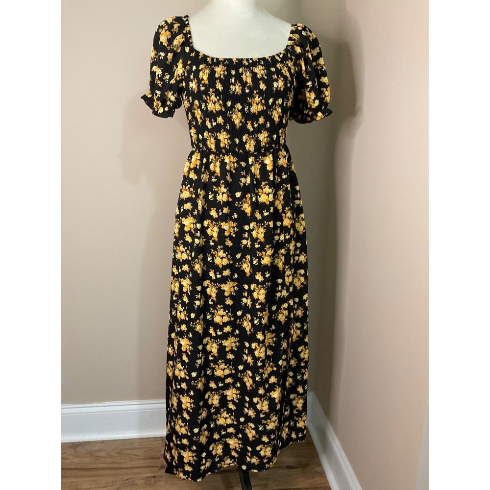Women’s Lishly Sun Dress- New with no Tags-  Small Size 4